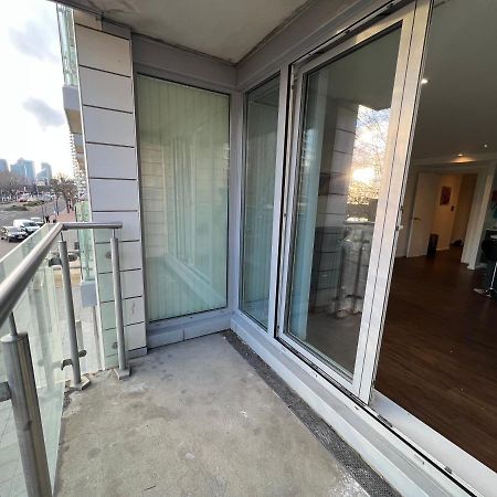 Royal Victoria Flat2 Appartamento Londra Esterno foto