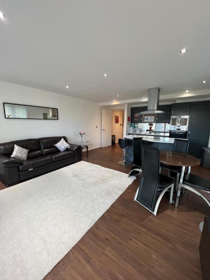 Royal Victoria Flat2 Appartamento Londra Esterno foto