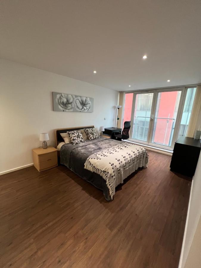 Royal Victoria Flat2 Appartamento Londra Esterno foto