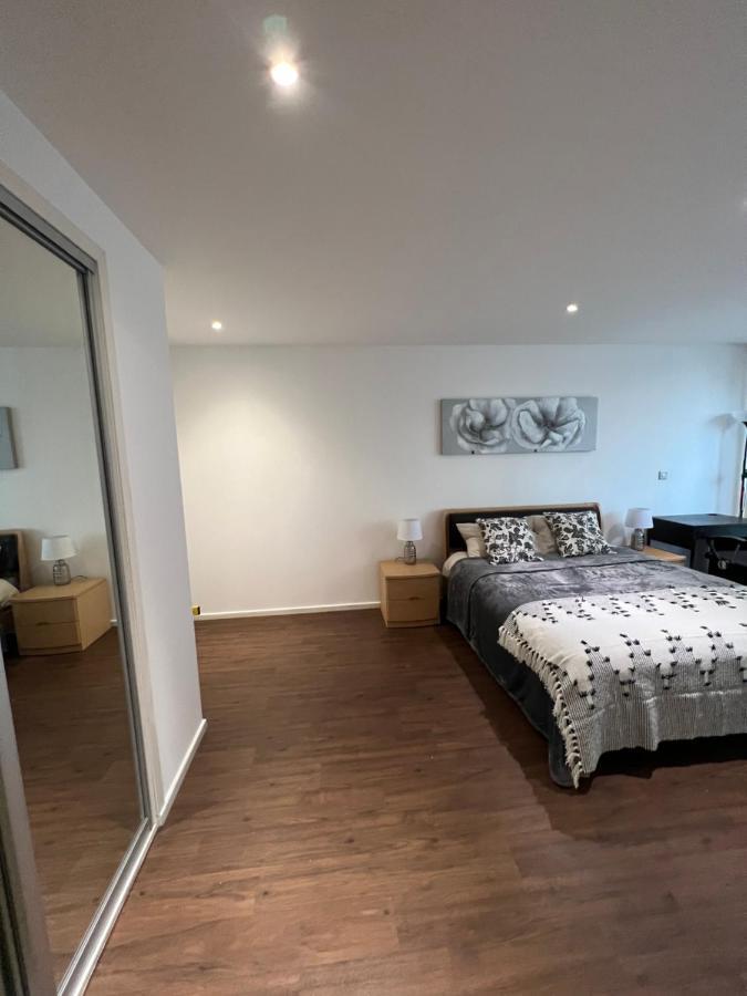 Royal Victoria Flat2 Appartamento Londra Esterno foto